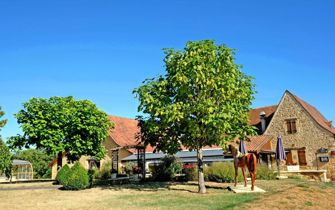 Domaine De La Rhonie Hotel Meyrals Exterior photo