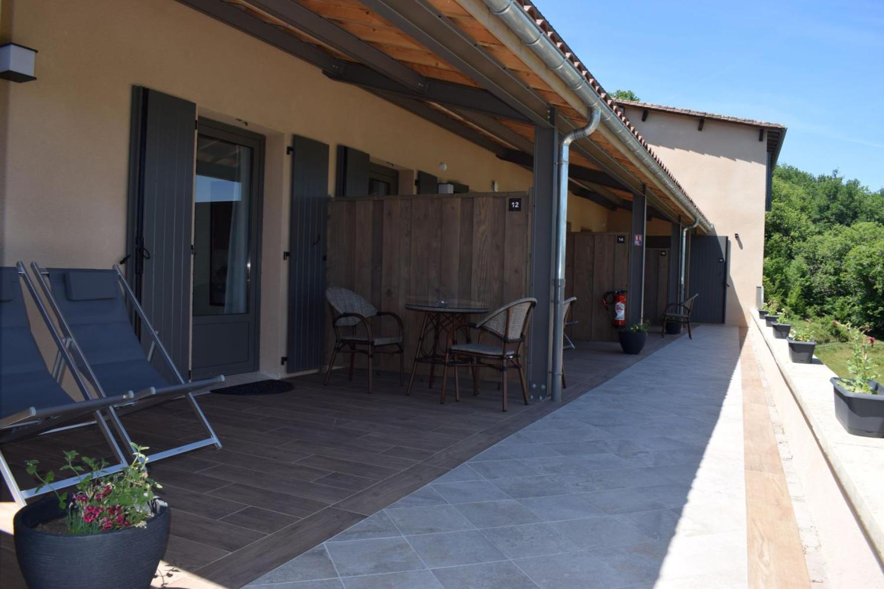 Domaine De La Rhonie Hotel Meyrals Exterior photo